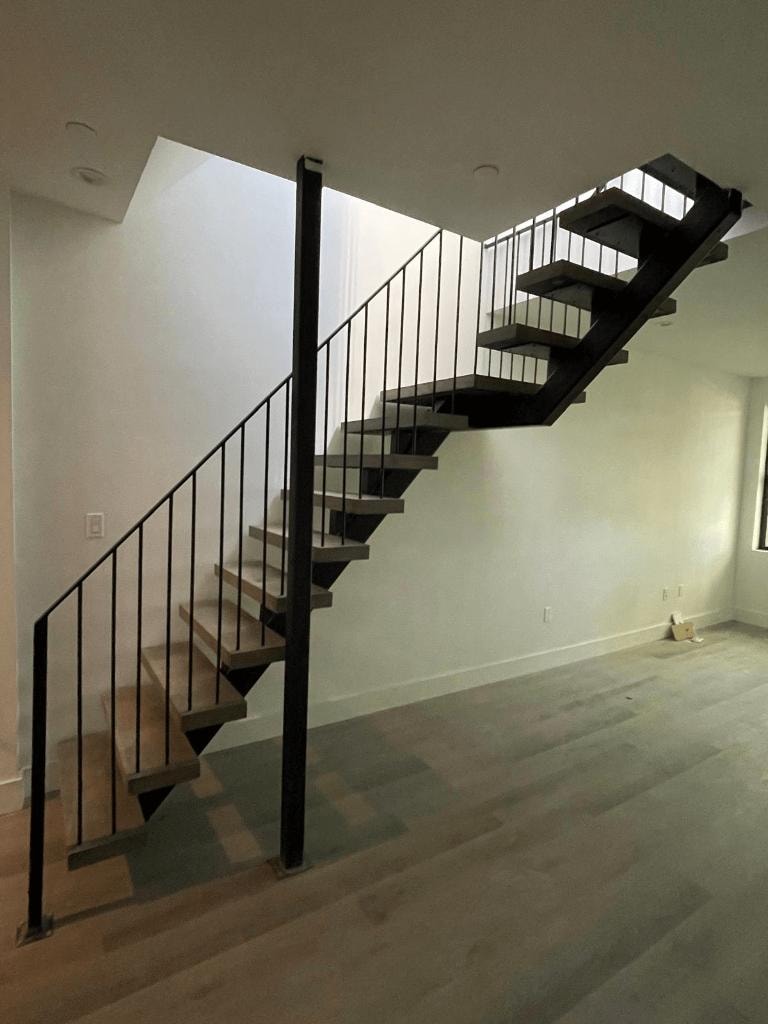 Floating Steel Staircase Interior